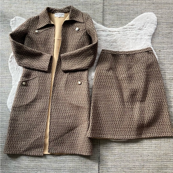 *Rare* Valentino 1970’s Skirt Suit Set - Picture 4 of 13